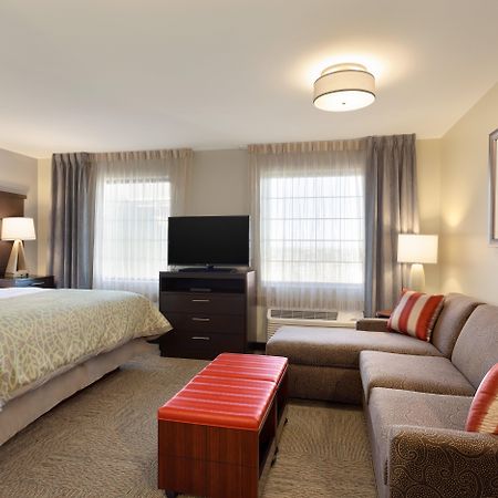 สเตย์ บริดจ์ สวีท มิดแลนด์ Hotel ภายนอก รูปภาพ
