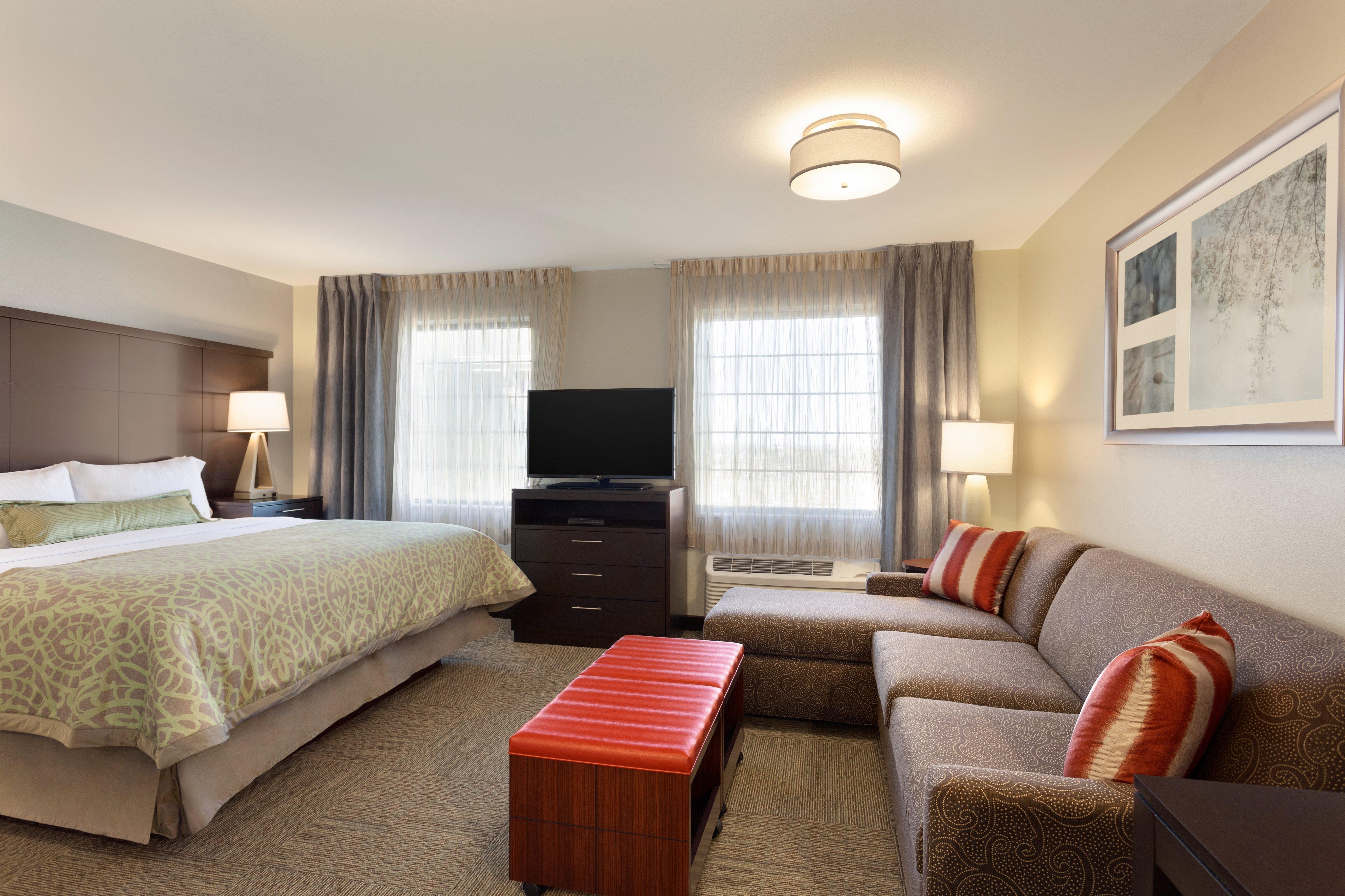 สเตย์ บริดจ์ สวีท มิดแลนด์ Hotel ภายนอก รูปภาพ